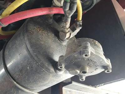 Freightliner M2 106 Air Tank