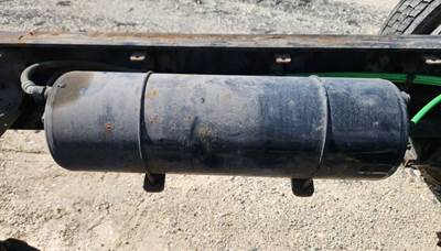 Freightliner M2 106 Air Tank