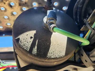 Freightliner M2 106 Air Tank