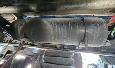 Freightliner M2 106 Air Tank