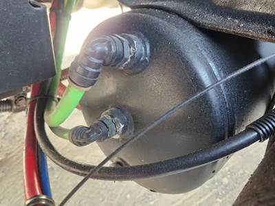 Freightliner M2 106 Air Tank