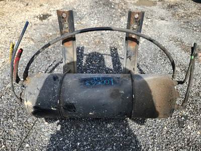 Freightliner M2 106 Air Tank