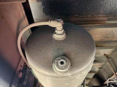 Freightliner M2 106 Air Tank