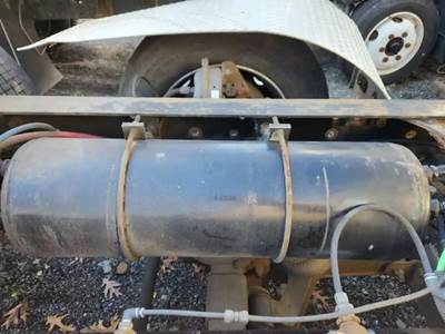 Freightliner M2 112 Air Tank for a 2014 Freightliner M2 112 Medium Duty