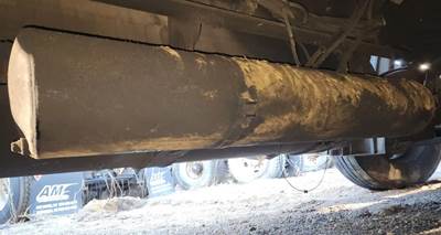 Freightliner ST120 Air Tank