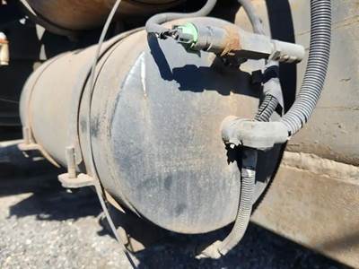 GMC T7500 Air Tank