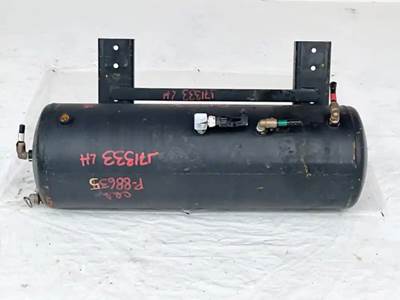 Hino 268 Air Tank