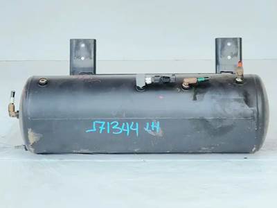 Hino 268 Air Tank