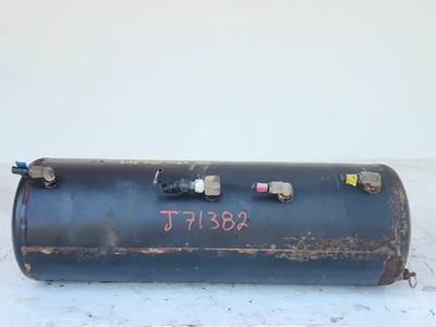 Hino 268 Air Tank