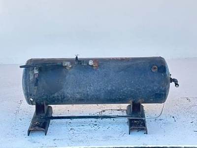 Hino 268 Air Tank