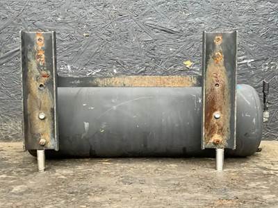 Hino 338 Air Tank