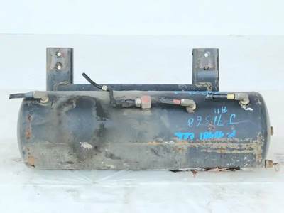 Hino 338 Air Tank
