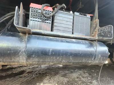 International 4300 Air Tank