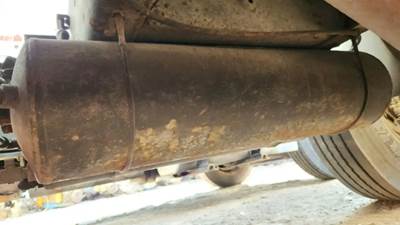 International 4300 Air Tank