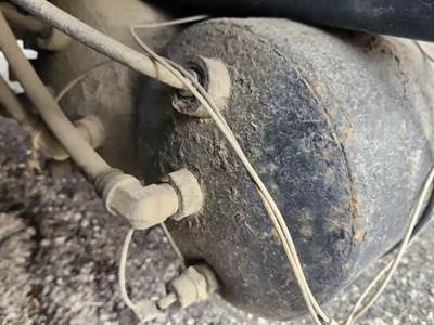 International 4400 Air Tank