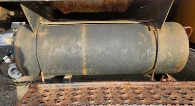 International 4400 Air Tank