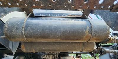 International 4400 Air Tank