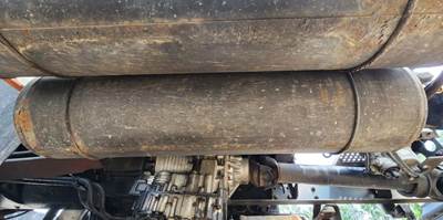 International 4400 Air Tank