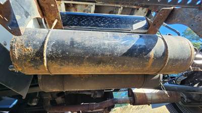 International 4400 Air Tank