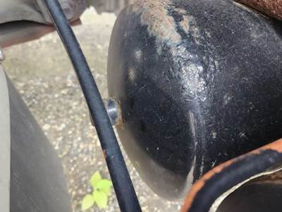 International 4400 Air Tank