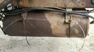 International 7500 Air Tank