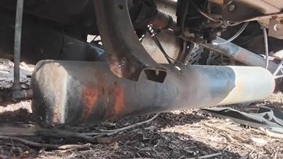 International 9200i Air Tank