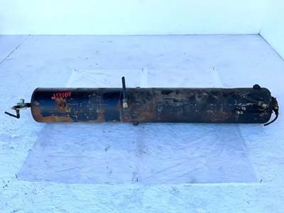 International 9400 Air Tank