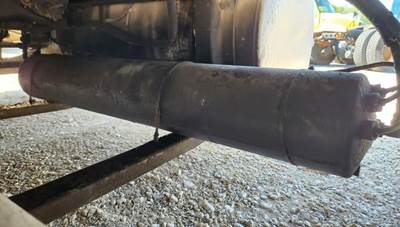 International 9400i Air Tank