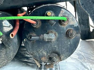 International DuraStar 4300 Air Tank