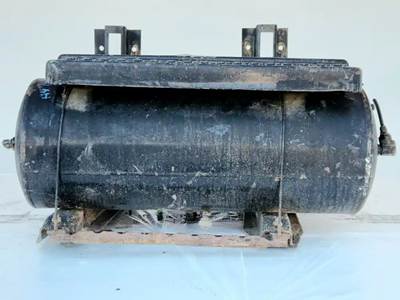 International F2574 Air Tank for a 1999 International F-2574