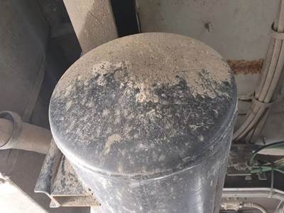 International HV507 Air Tank