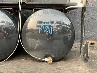 International LT625 Air Tank