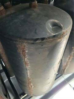 International LT625 Air Tank