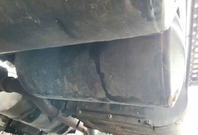 International LT625 Air Tank