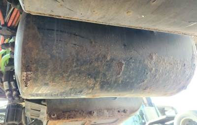 International LT625 Air Tank