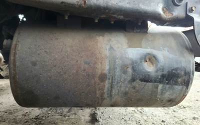 International LT625 Air Tank