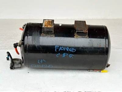 International LT625 Air Tank