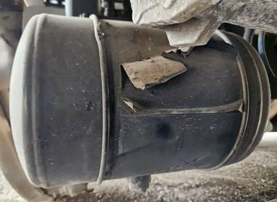 International LT62F Air Tank