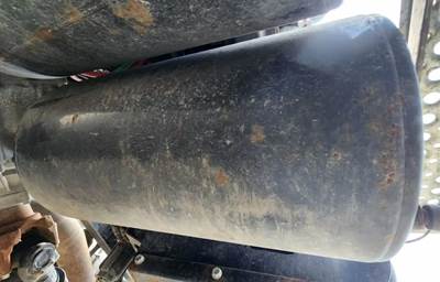 International LT62F Air Tank