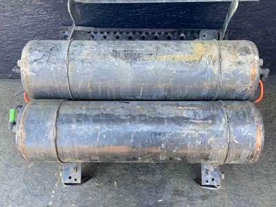 International MV607 Air Tank