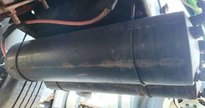 International MV607 Air Tank