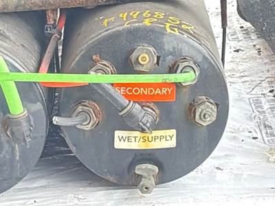 International MV607 Air Tank