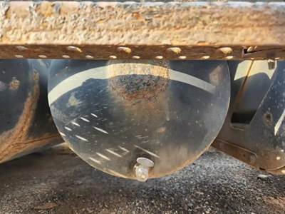 International RH613 Air Tank