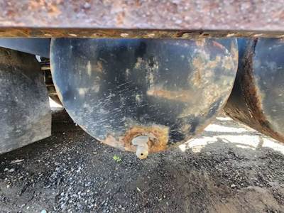 International RH613 Air Tank