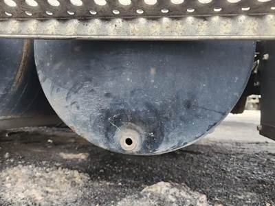 International RH613 Air Tank