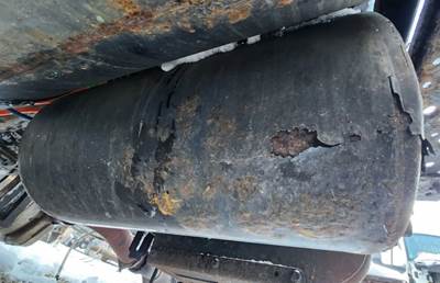 International RH613 Air Tank