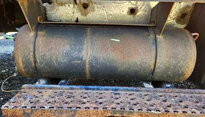 International WorkStar 7500 Air Tank