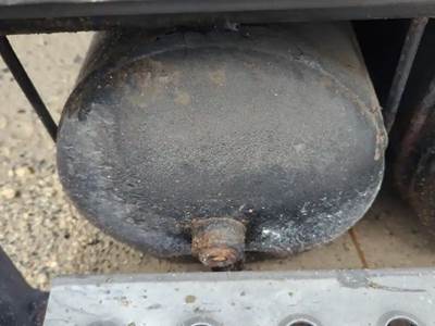 Kenworth T300 Air Tank