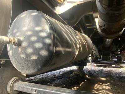 Kenworth T680 Air Tank