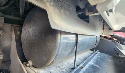 Kenworth T680 Air Tank